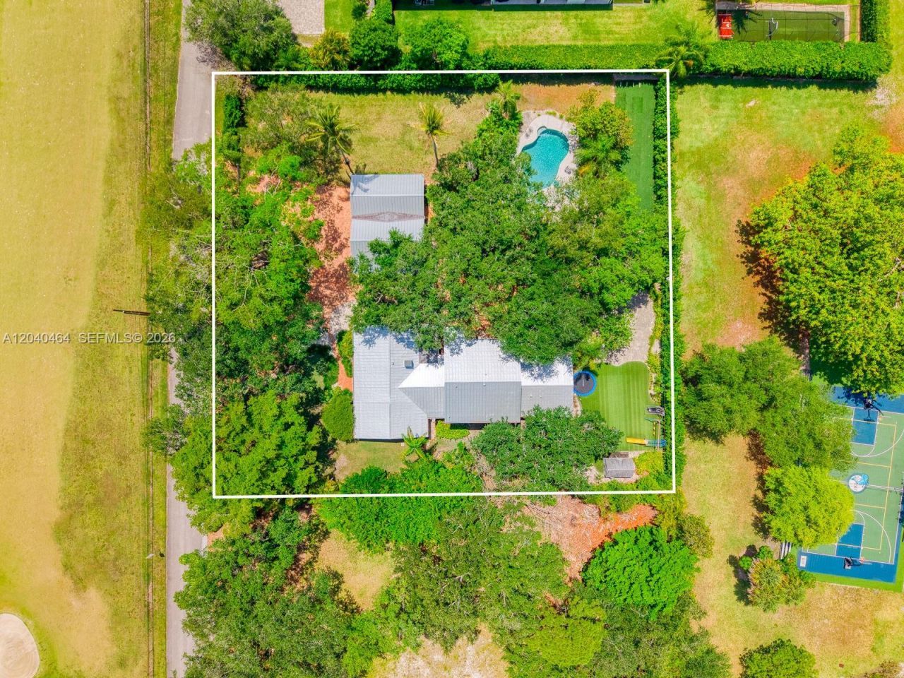 9737 SW 98th St , Miami, FL 33176 Photo