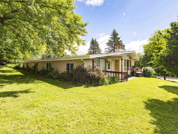 170 N College Drive, Platteville, WI 53818