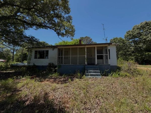 796 Shoemaker Road , West Point, GA 31833