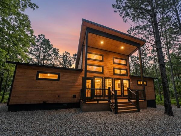 546 Conifer Crossing Trail, Broken Bow, OK 74728