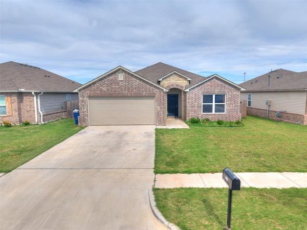 1229 Chuck Wagon Drive, El Reno, OK 73036
