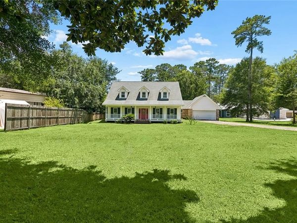 266 BLUE CRANE NO 2 Drive, Slidell, LA 70461