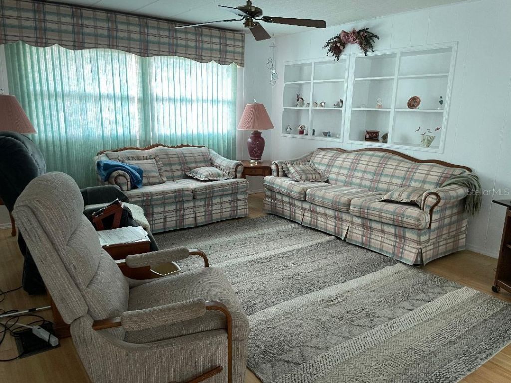 112 Palm Drive , Unit B, Eustis, FL 32726 Photo