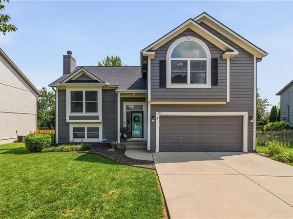 13939 W 150 Terrace, Olathe, KS 66062