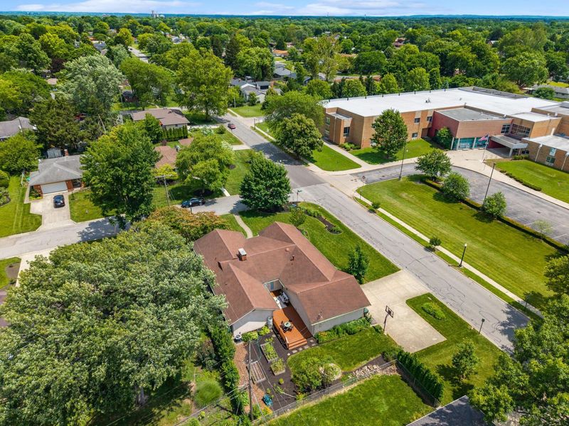 1463 Wakefield Court E, Columbus, OH 43209 Photo 7