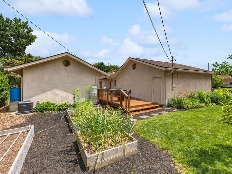 1463 Wakefield Court E, Columbus, OH 43209 Photo 79