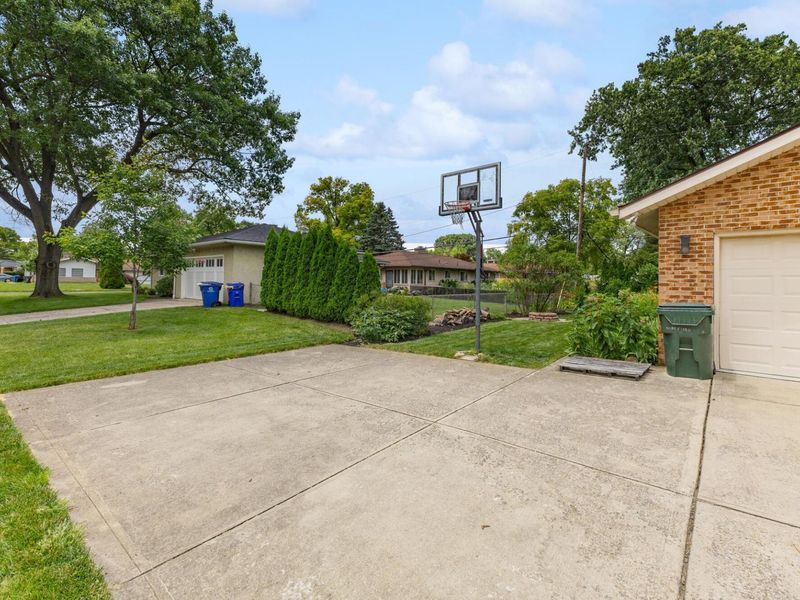 1463 Wakefield Court E, Columbus, OH 43209 Photo 80