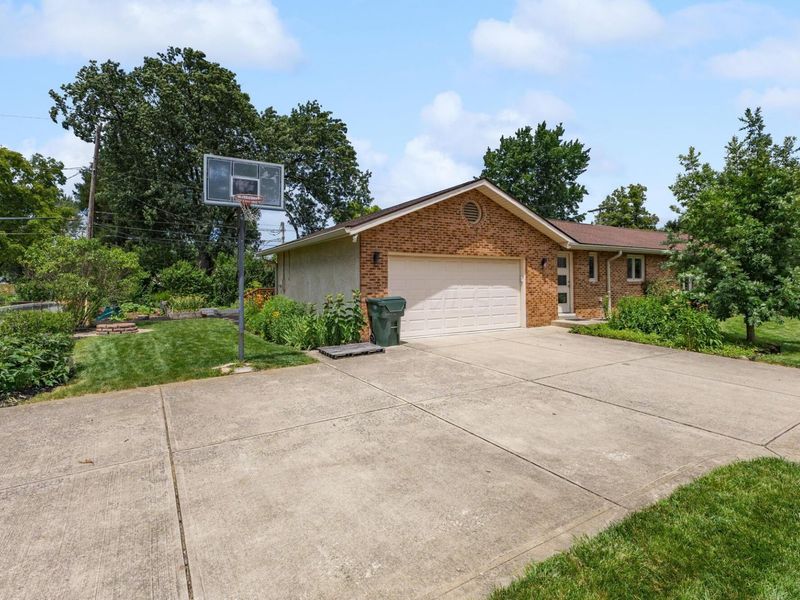 1463 Wakefield Court E, Columbus, OH 43209 Photo 81