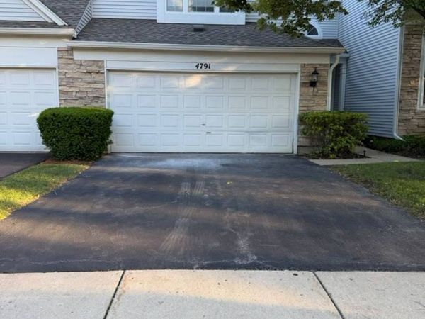 4791 AMBER Circle , Hoffman Estates, IL 60192