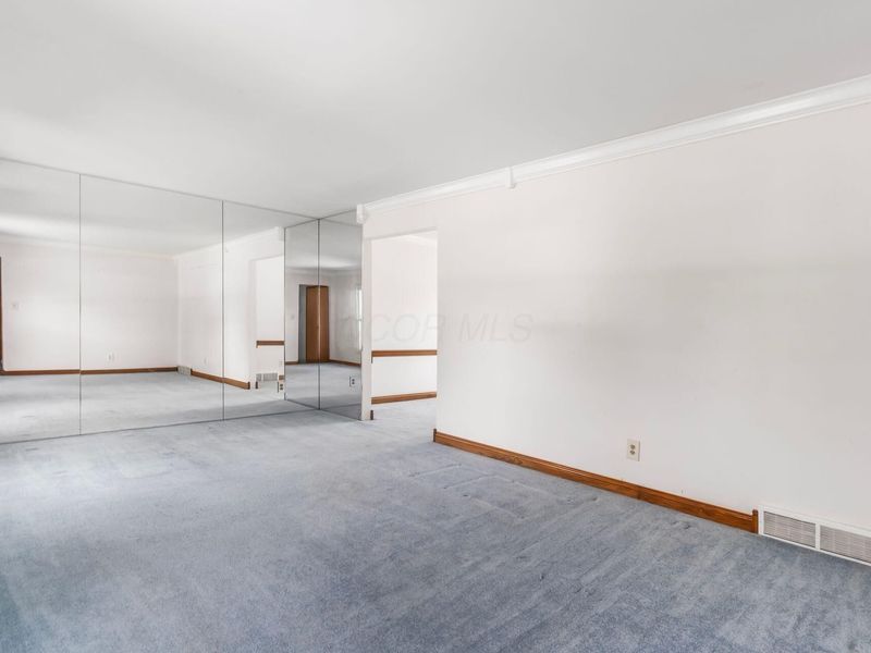 1720 Kenwick Road, Columbus, OH 43209 Photo 19