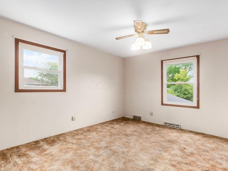 1720 Kenwick Road, Columbus, OH 43209 Photo 26