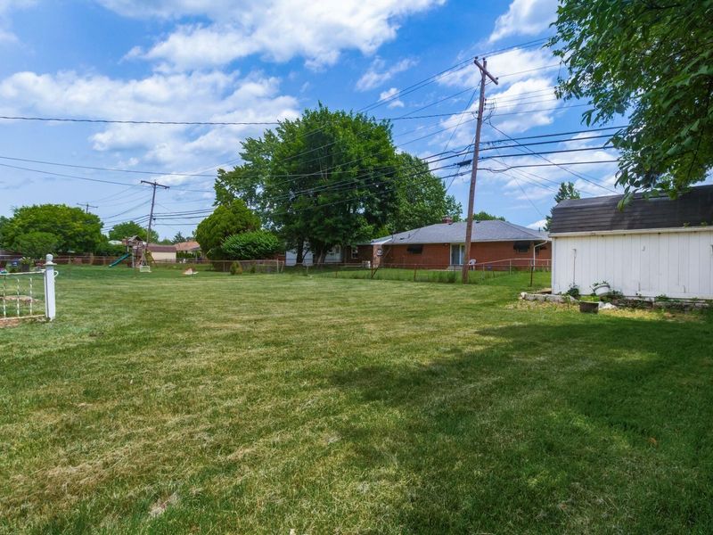 1720 Kenwick Road, Columbus, OH 43209 Photo 46