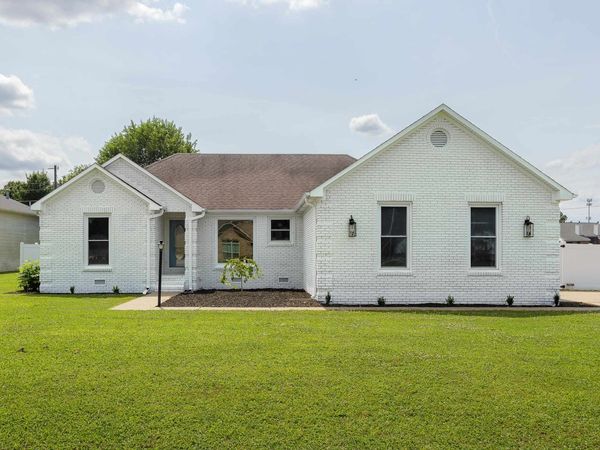 700 Edison Ave, Muscle Shoals, AL 35661