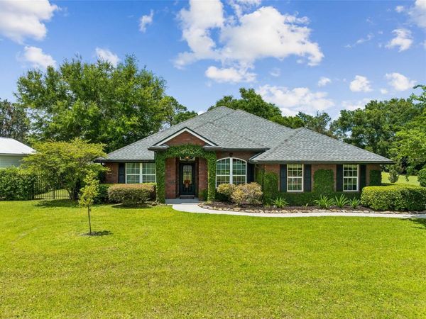 96095 GRAVEL CREEK DRIVE , YULEE, FL 32097