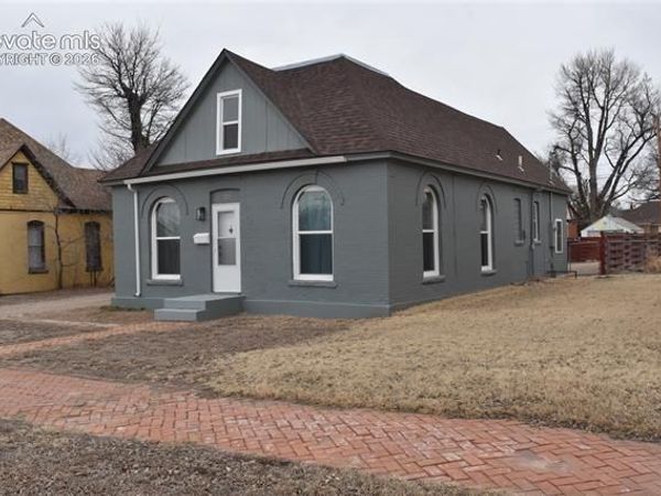 805 Raton Avenue, La Junta, CO 81050