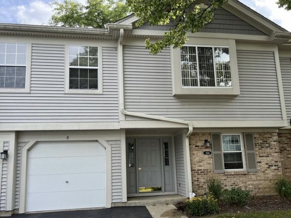 1214 Ballantrae Place , Unit E, Mundelein, IL 60060