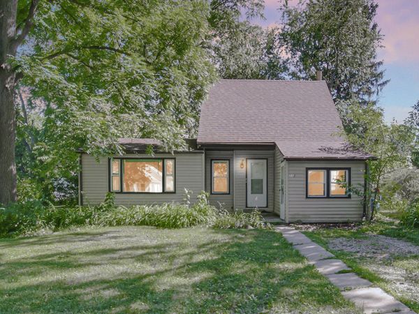 112 W 13th Street , La Porte, IN 46350
