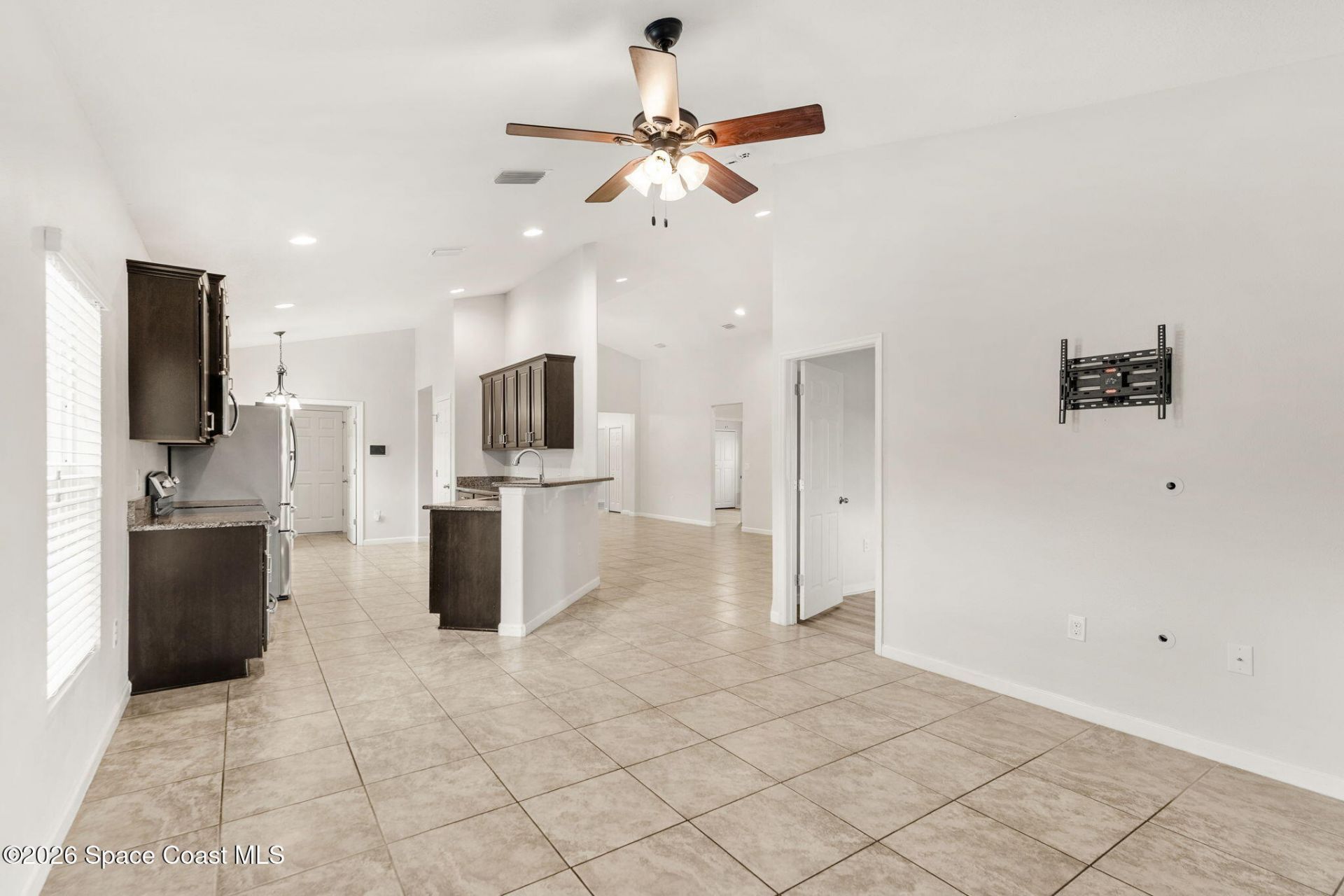 869 Fiddleleaf Circle, Melbourne, FL 32904 Photo