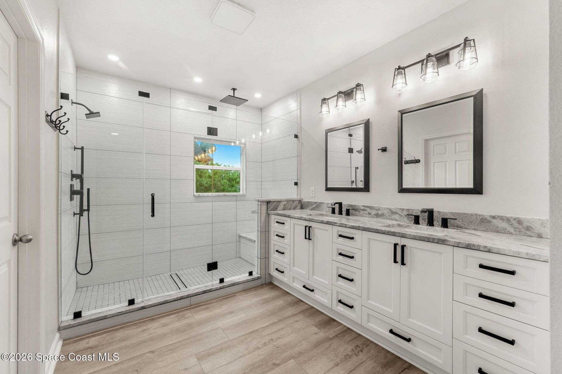 869 Fiddleleaf Circle, Melbourne, FL 32904 Photo