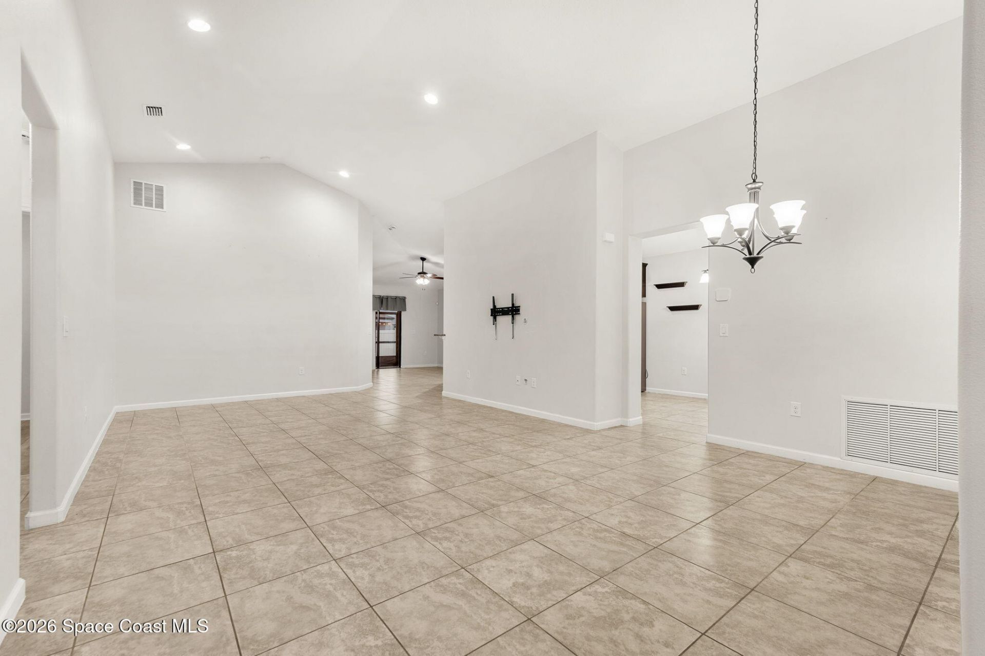 869 Fiddleleaf Circle, Melbourne, FL 32904 Photo