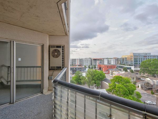 900 19th Ave S, Unit 905, Nashville, TN 37212