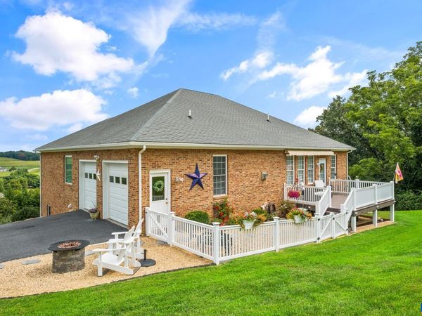 93 CEDAR CREEK LN, Fort Defiance, VA 24437