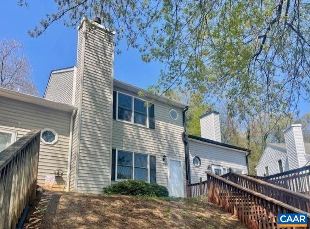 943 Rives St, Charlottesville, VA 22902 Main Photo