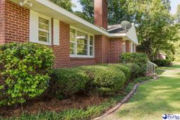 504 Park Street photo 4