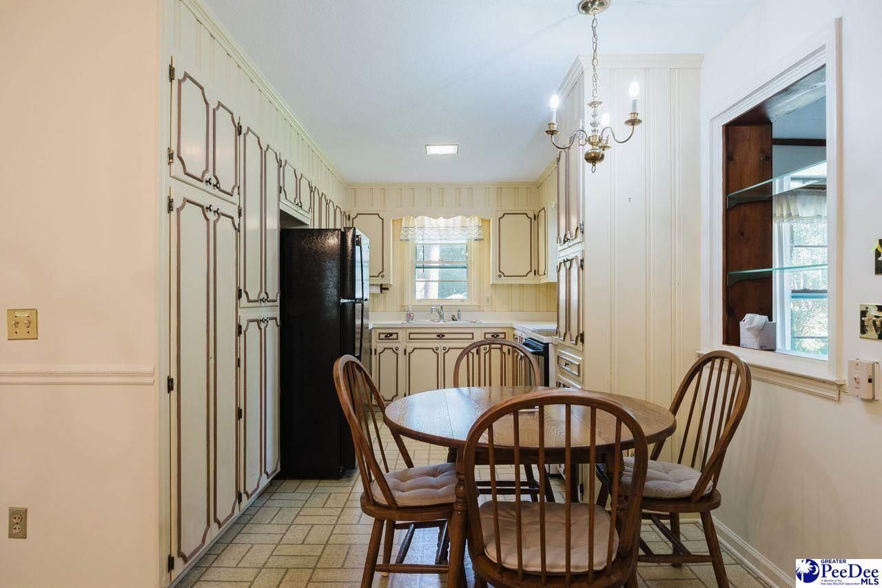 504 Park Street Photo 9