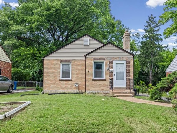 305 Newell Drive , Ferguson, MO 63135