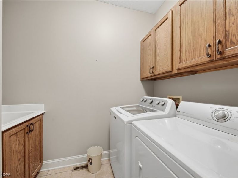 1070 Wedgefield Court NE, North Canton, OH 44720 Photo 29