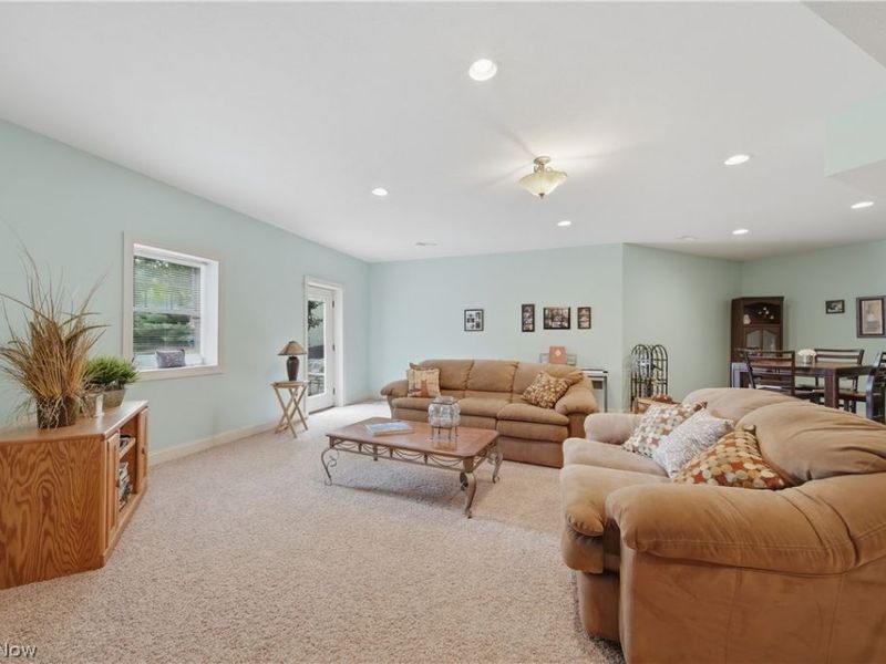 1070 Wedgefield Court NE, North Canton, OH 44720 Photo 33