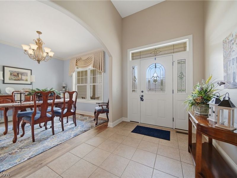 1070 Wedgefield Court NE, North Canton, OH 44720 Photo 5