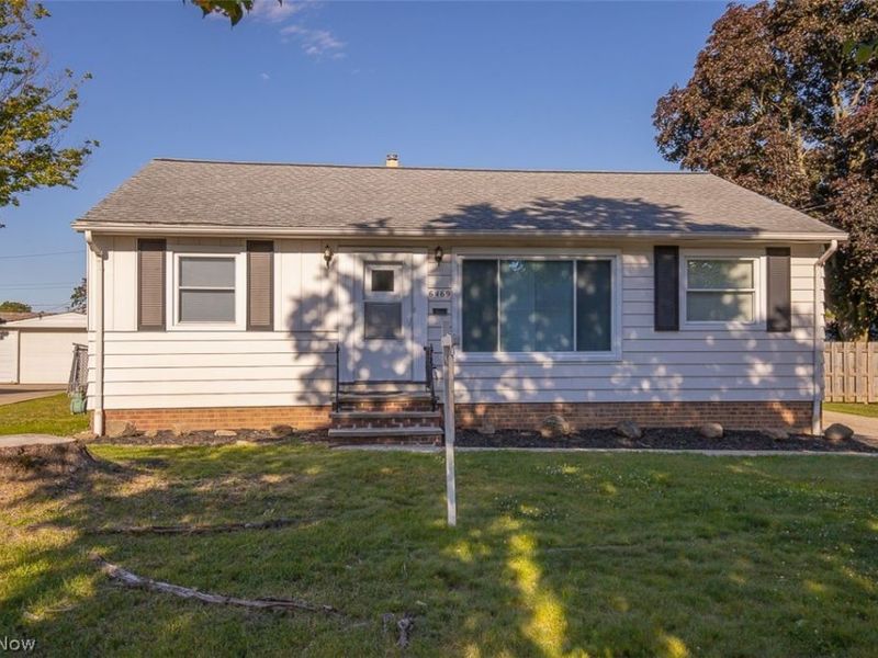 6469 Anita Drive, Parma Heights, OH 44130 Photo 1