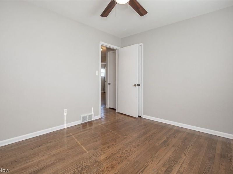 6469 Anita Drive, Parma Heights, OH 44130 Photo 16