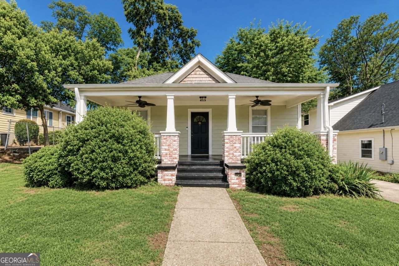 1960 Cambridge Avenue, College Park, GA 30337 Main Photo