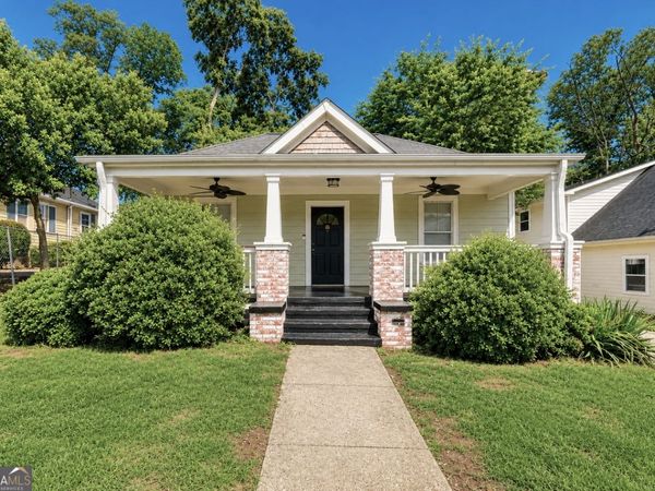1960 Cambridge Avenue, College Park, GA 30337