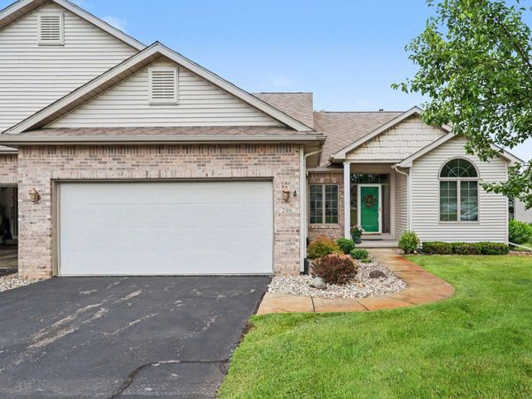 206 Canterbury Park, Battle Creek, MI 49015