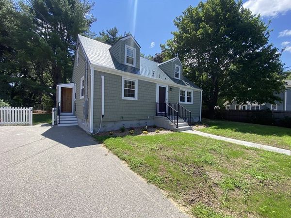 14 Web Rd, Georgetown, MA 01833