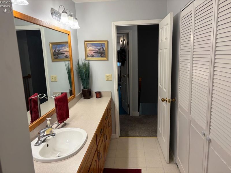 728 Grant Street, Port Clinton, OH 43452 Photo 27