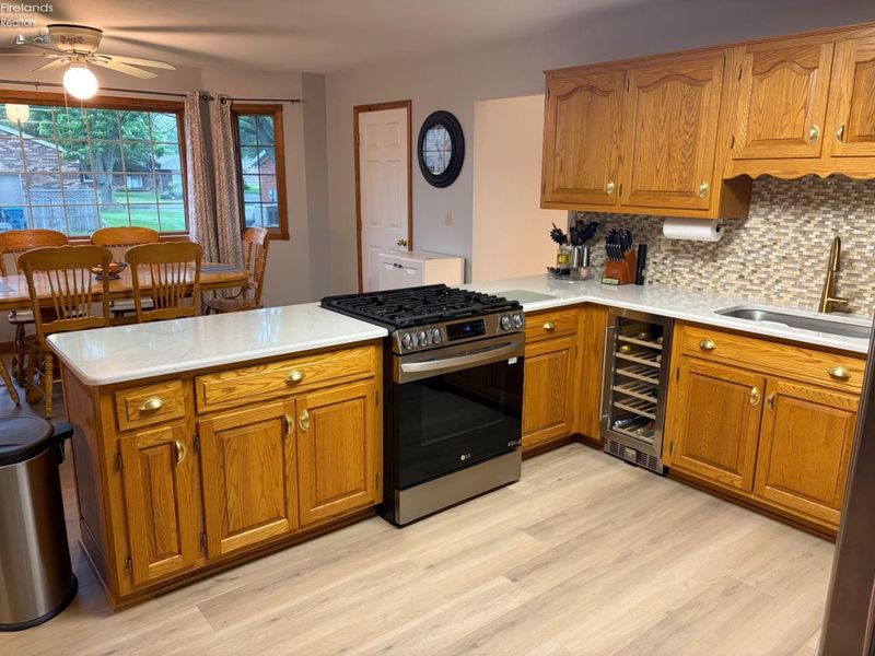 728 Grant Street, Port Clinton, OH 43452 Photo 5