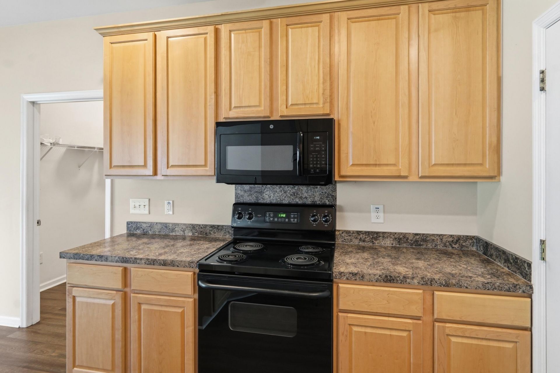 1224 Creek Stone Way Photo 10
