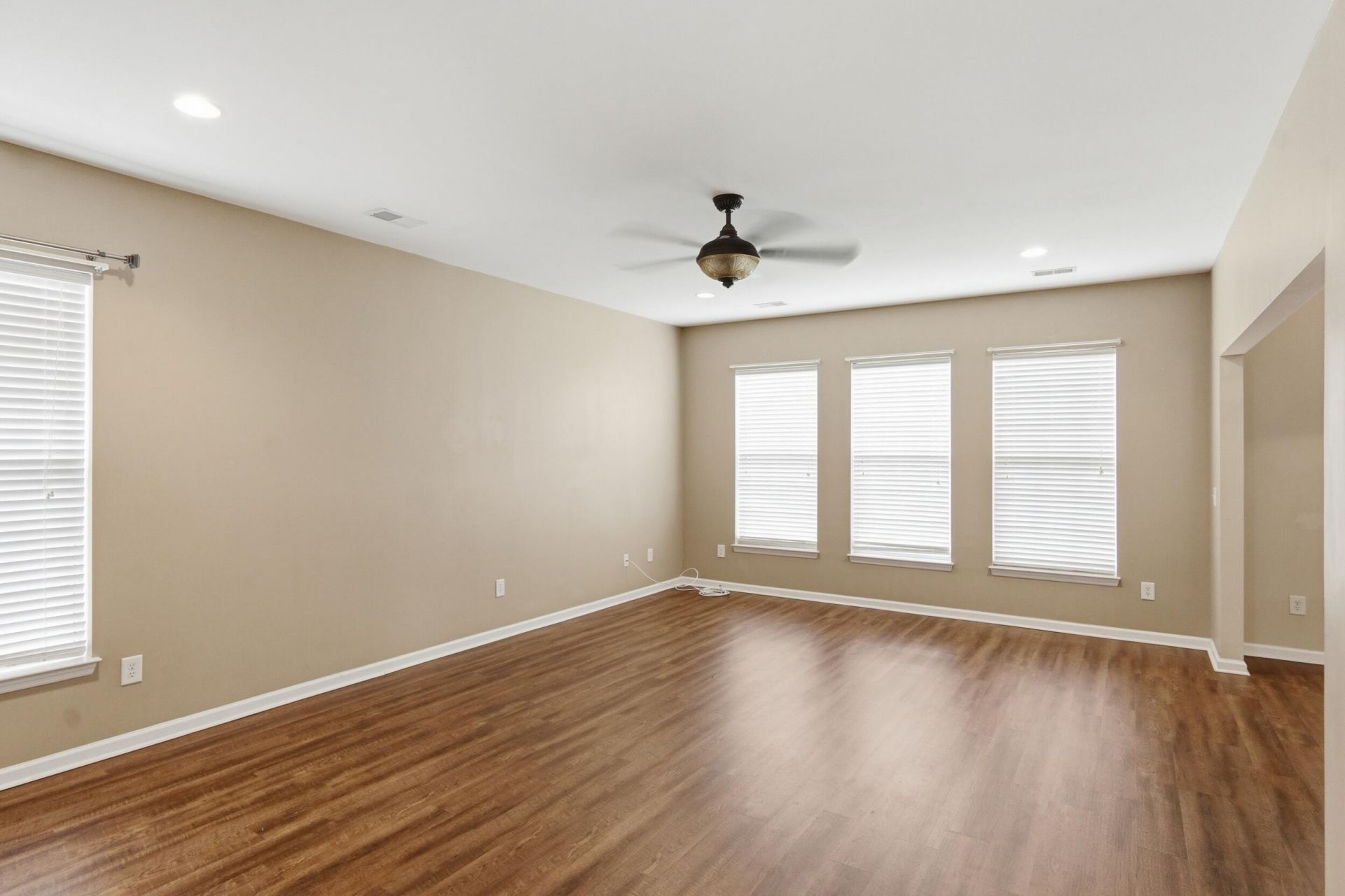 1224 Creek Stone Way Photo 5