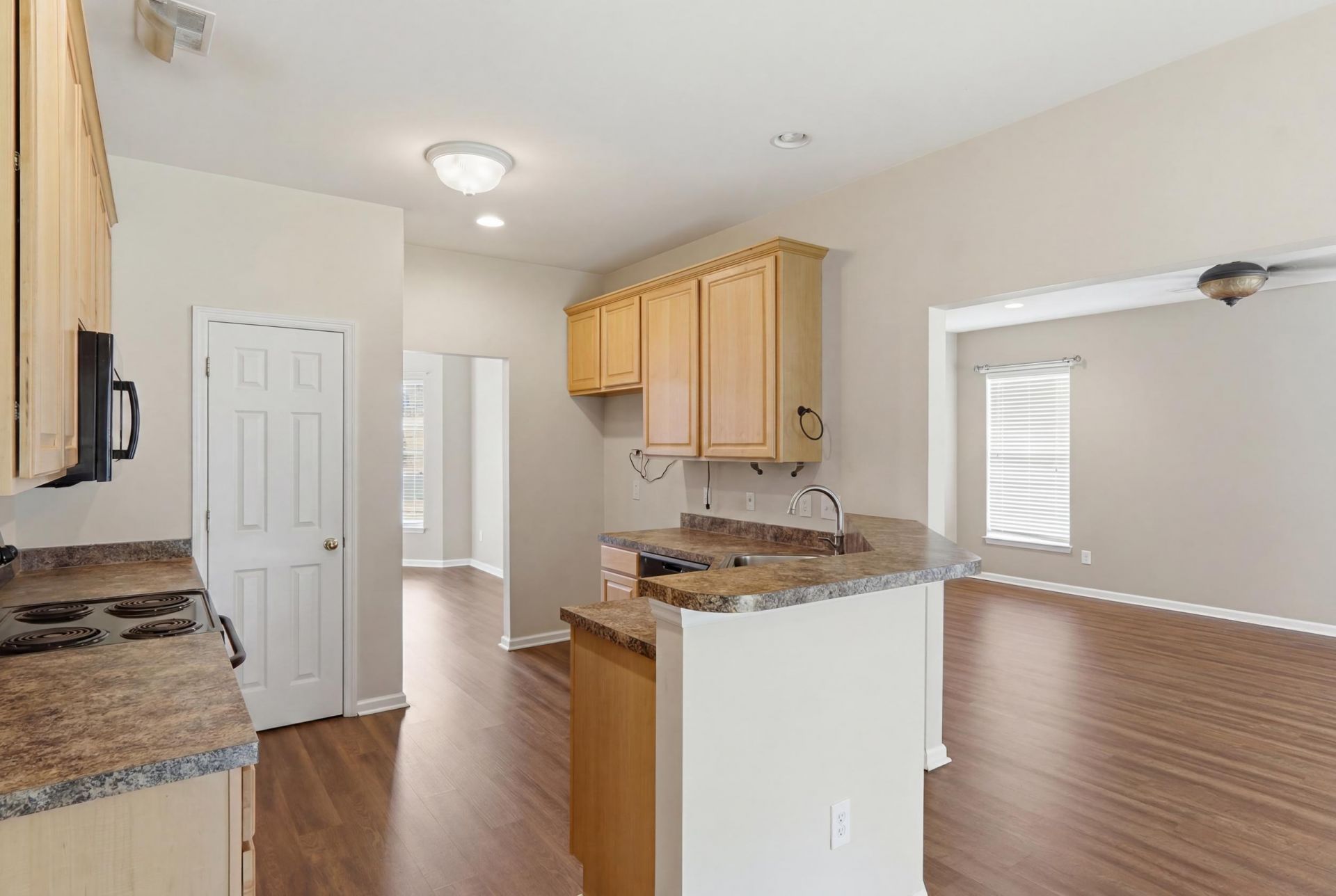 1224 Creek Stone Way Photo 9