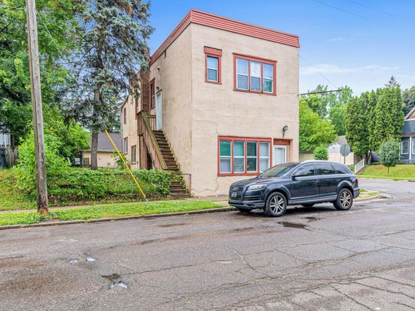 96 Winifred Street W, Saint Paul, MN 55107