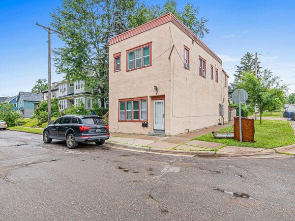96 Winifred Street W, Saint Paul, MN 55107