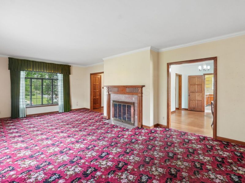 2050 Upper Chelsea Road, Columbus, OH 43221 Photo 17
