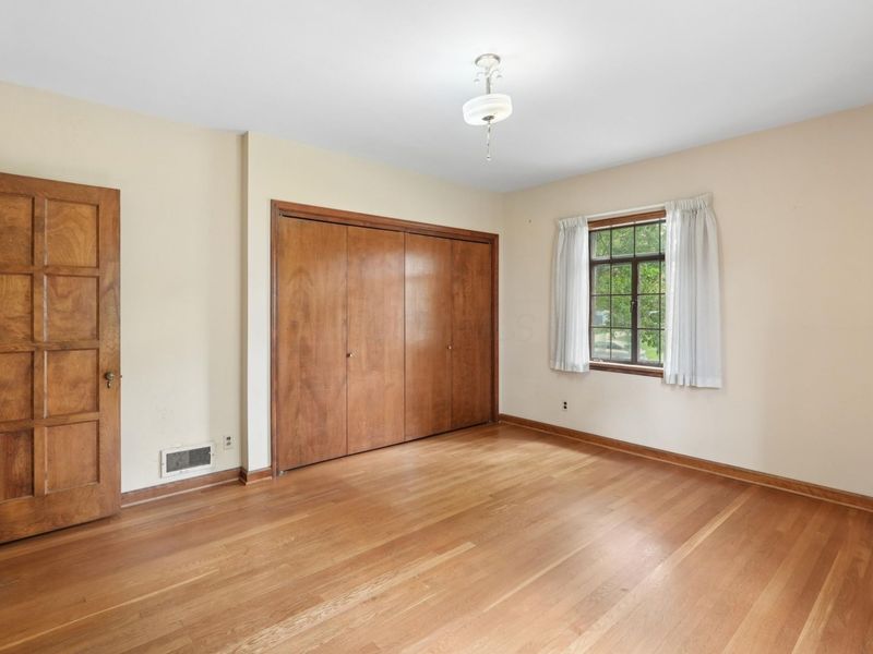 2050 Upper Chelsea Road, Columbus, OH 43221 Photo 25