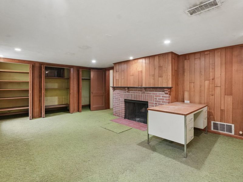 2050 Upper Chelsea Road, Columbus, OH 43221 Photo 44