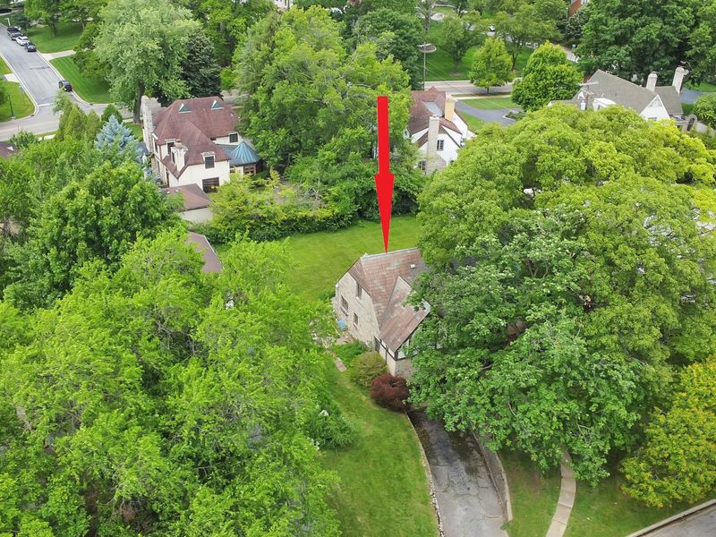 2050 Upper Chelsea Road, Columbus, OH 43221 Photo 5